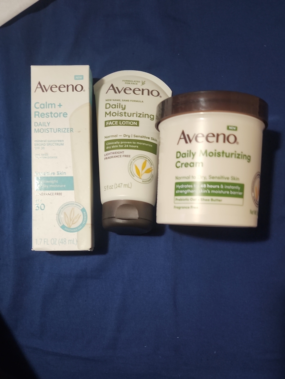 aveeno bulk 3 Daily Moisturizing Cream — White